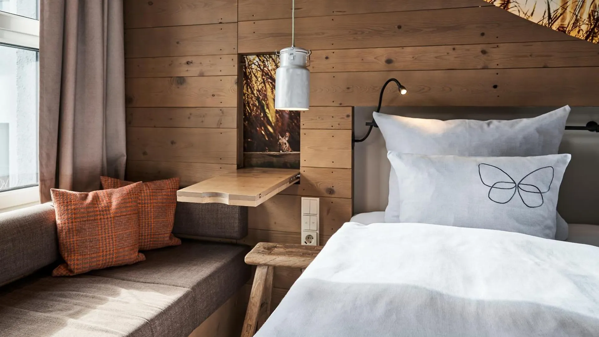Hotel Cocoon Hauptbahnhof München 4*,